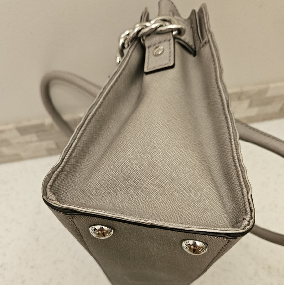MICHAEL KORS MEDIUM HAMILTON! EUC
$658. Original price - Picture 3 of 12